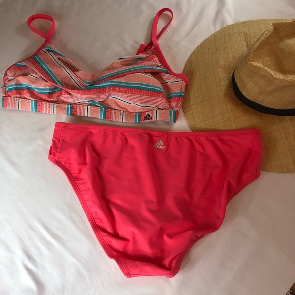 Adidas Twist Top with Matching Bikini Bottom NWT - Picture 2 of 5